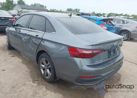 2024 Volkswagen Jetta 1.5T Se from USA, damaged, VIN 3VWEM7BU4RM068554